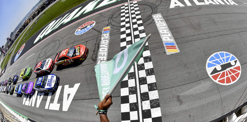 Michael McDowell leads the field to the green flag