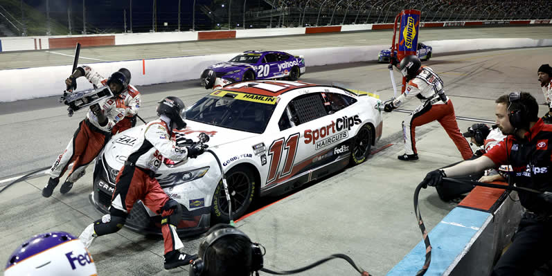 Denny Hamlin pits