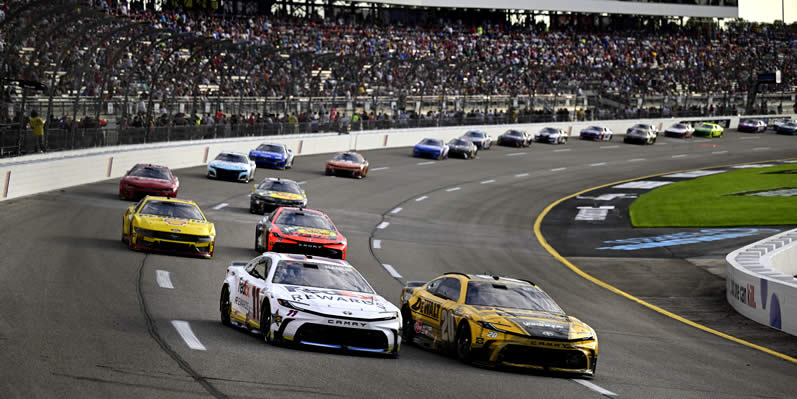 Denny Hamlin and Christopher Bell race