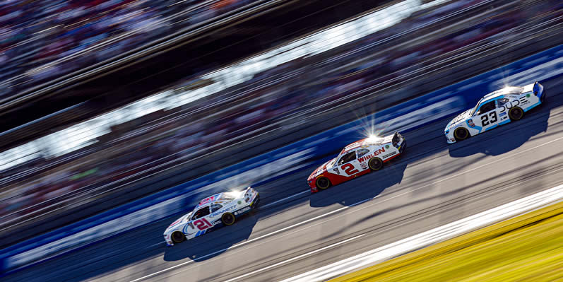 Austin Hill, Sheldon Creed and Anthony Alfredo race