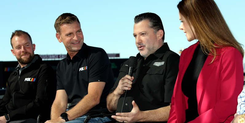 Regan Smith, Clint Bowyer, Tony Stewart and Jamie Little speak at a press conference